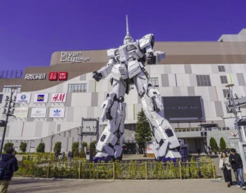DiverCity Tokyo Plaza & Unicorn Gundam